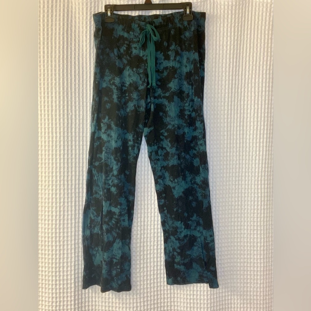 Green and black lounge pants